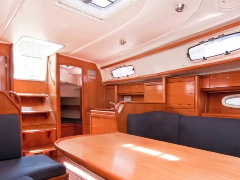 Båtuthyrning Bavaria Bavaria 37 i Nikiána på Samboat 