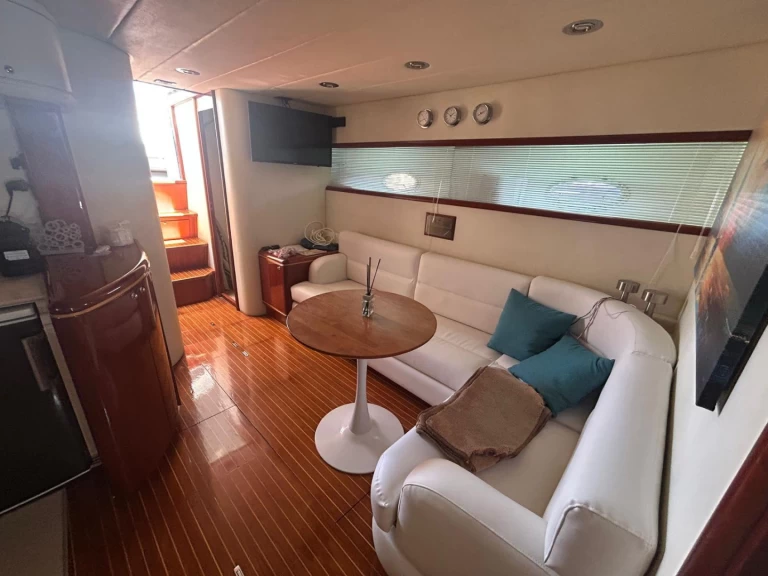 Hyr en Rizzardi Rizzardi 50 Top Line Nettuno 