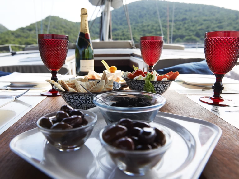 Uthyrning Segelbåt  i Milazzo - Hanse Hanse 540 E