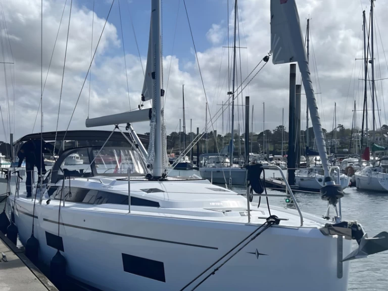 Båtuthyrning Bavaria Bavaria C42 i Palma de Mallorca på Samboat 