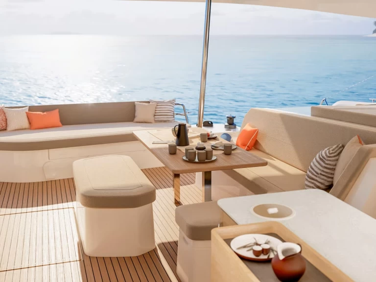 Uthyrning Katamaran  Fountaine Pajot med en båtlicens 