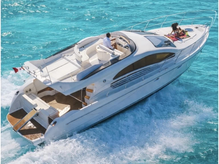 ENTERPISE MARINE EM 43 charter bareboat eller skeppad i Villasimius