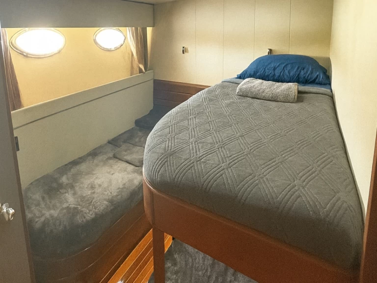 Båtuthyrning Monte Fino Montefino 68 i Puntarenas på Samboat 