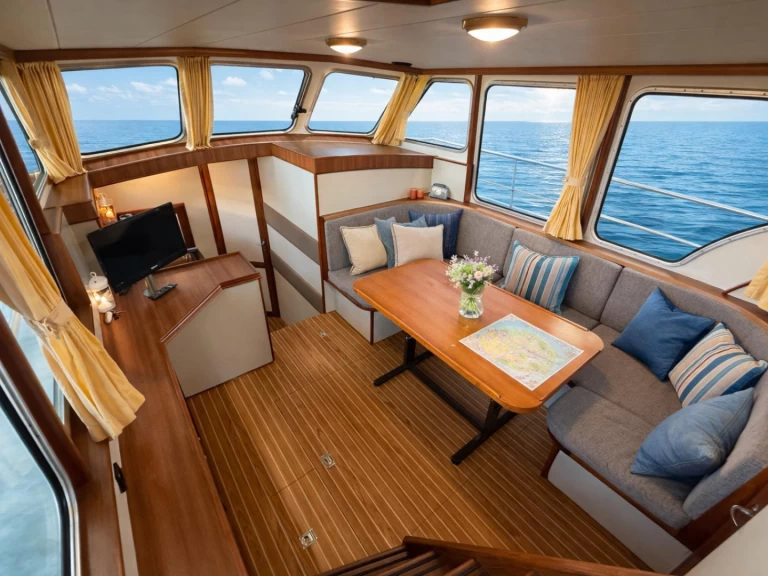 Hyr en Pedro Skiron Typ 3 Waren (Müritz) 