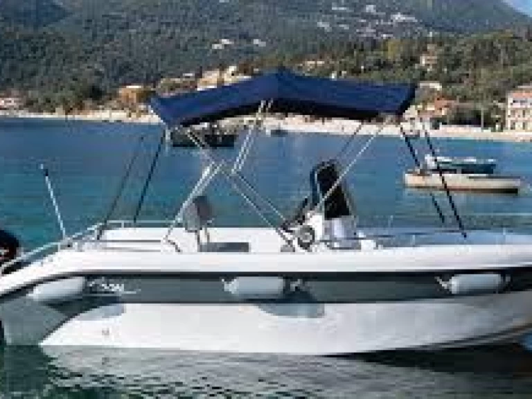 Hyr en Poseidon Blu Water 170 Piso Livadi 