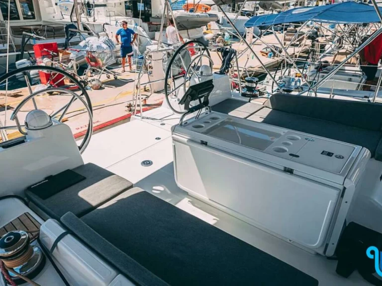 Yacht charter Parish of Saint George billig Jeanneau 54