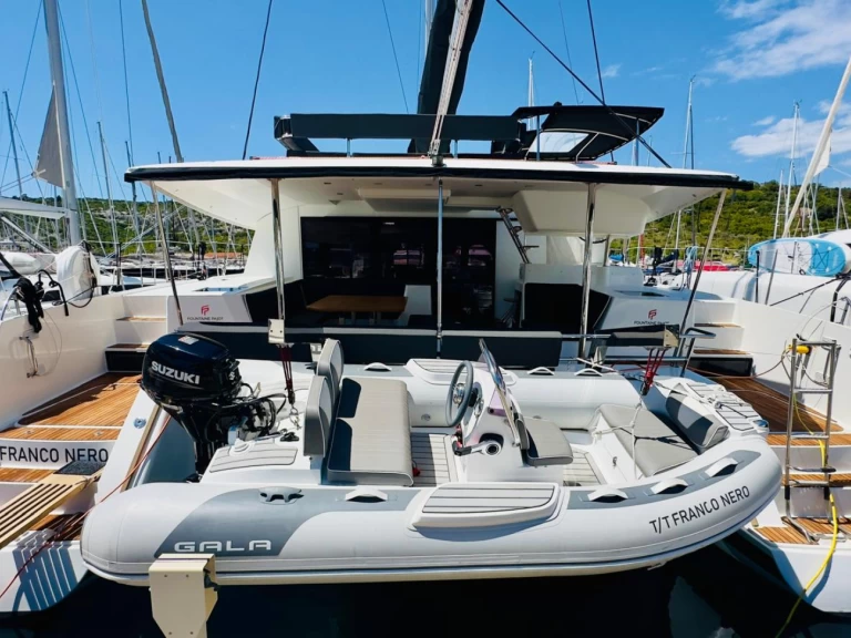 Hyr en Fountaine Pajot Saba 50 Primošten  