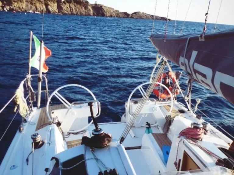 Hyr en Elan E3 Porto Antico di Genova 