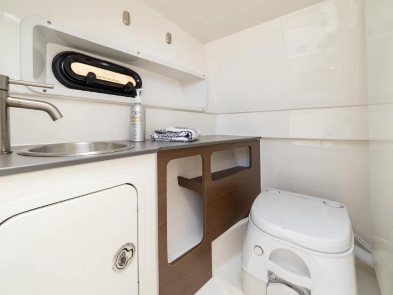 Hyra Motorbåt  med eller utan skeppare Sea Ray Cannes 