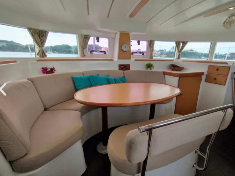 Hyr en Lagoon Lagoon 380 S2 Ibiza Town 