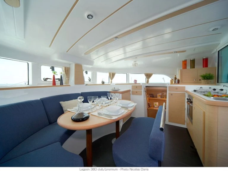 Yacht charter Vibo Marina billig Lagoon 380