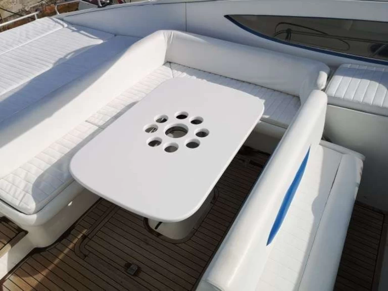 Yacht charter Vlychada billig 36