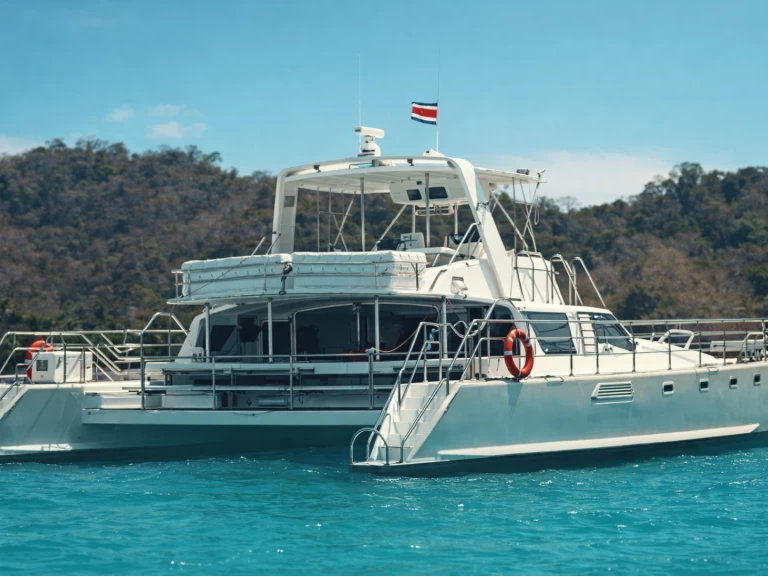 Hyr en Twin Cat Twin Cat 73FT Puntarenas 