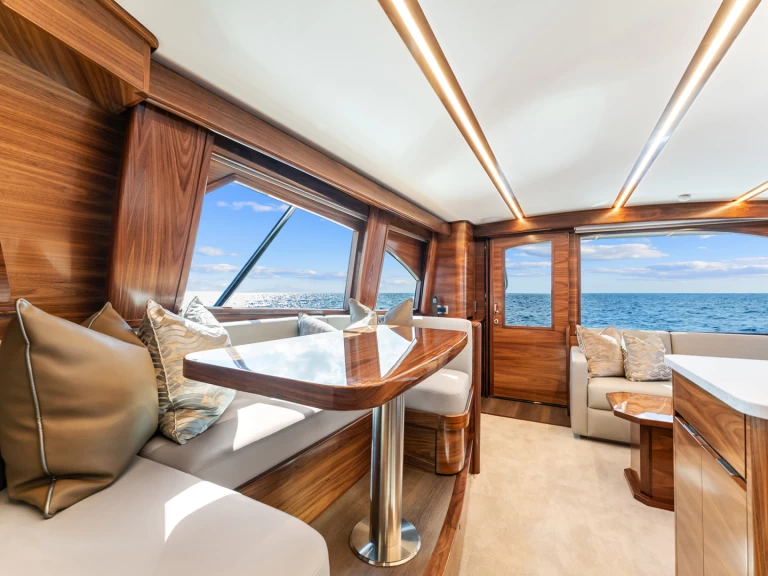 Hyr en Viking Viking 50 Marina Papagayo 