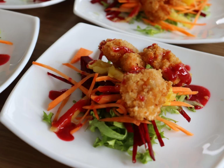 Båtuthyrning Lagoon Lagoon 42 i Playa Hermosa på Samboat 