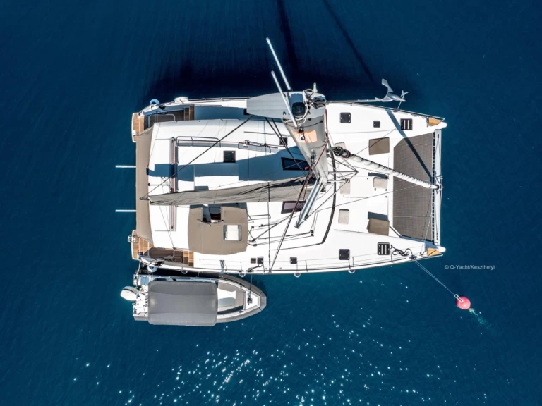 Hyr en Fountaine Pajot Saba 50 Primošten  