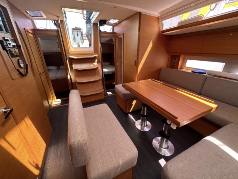 Uthyrning Palermo - Dufour Dufour 530 av Samboat 