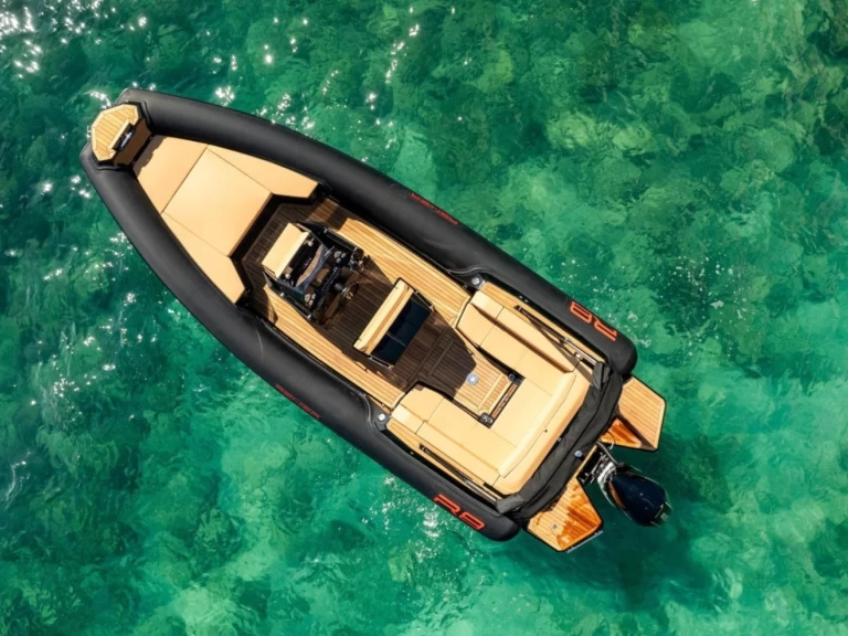 Yacht charter Mahon billig Renier R8 Tourer