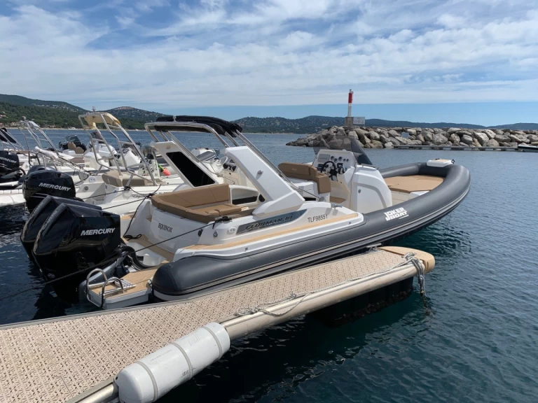 Uthyrning RIB i Cavalaire-sur-Mer - Joker Boat Clubman 30