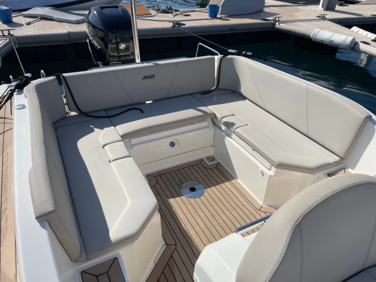 Uthyrning RIB i Cavalaire-sur-Mer - Joker Boat JOKER 28