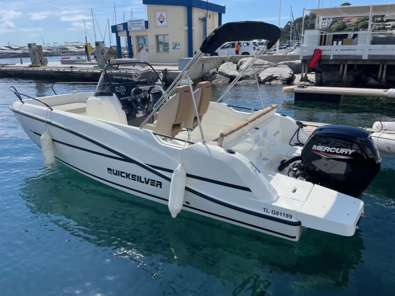 Hyr en Quicksilver Quicksilver 605 Activ Open Cavalaire-sur-Mer 