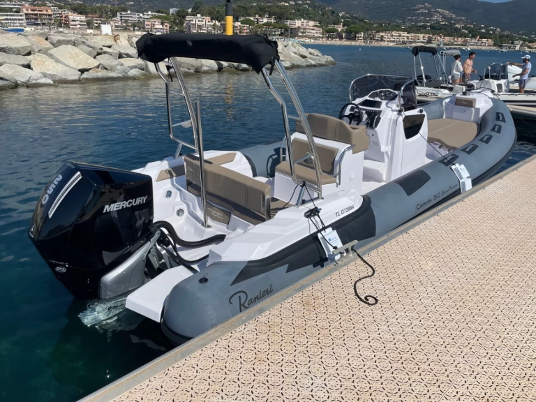Båtuthyrning Ranieri Cayman 26 Sport Touring i Cavalaire-sur-Mer på Samboat 
