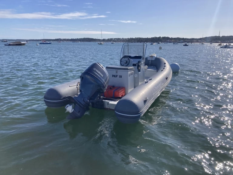 Hyr en Capelli Tempest 560 Work Grand Piquey 