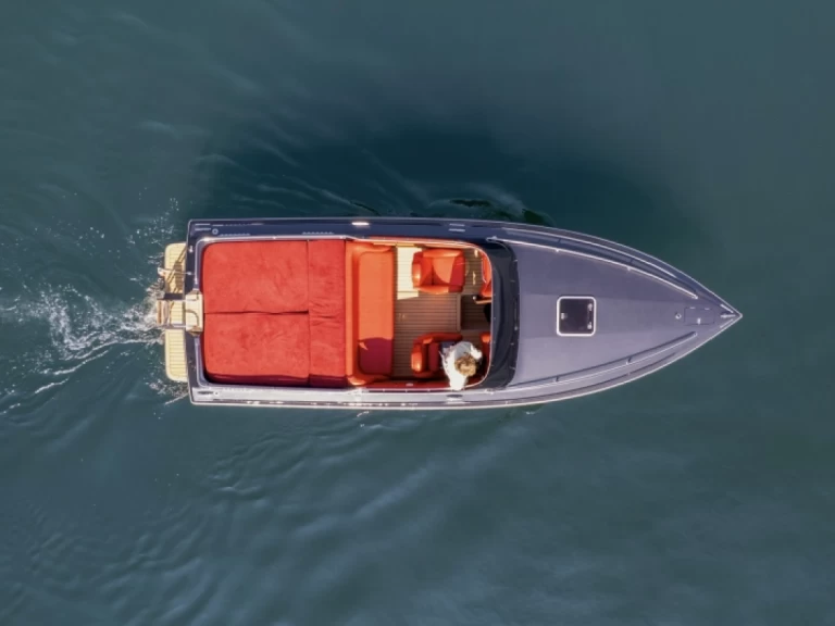 Uthyrning Motorbåt  PRIMATIST By Bruno Abbate med en båtlicens 