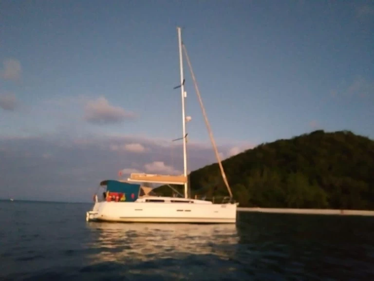 Segelbåt  för uthyrning Tivat till det bästa priset 