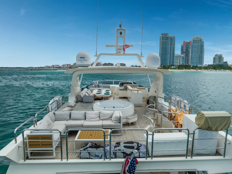 Båtuthyrning Azimut 85 Flybridge i Miami  på Samboat 