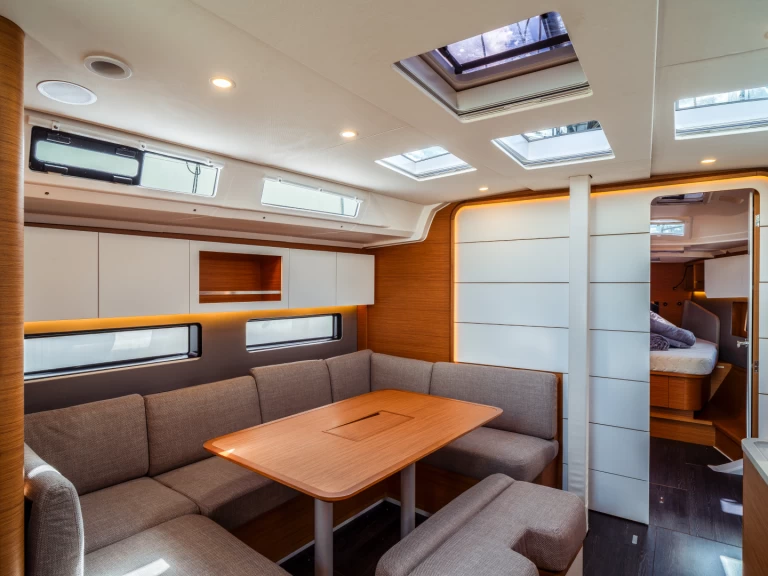 Yacht charter Olbia billig Dufour 41