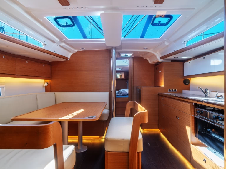 Uthyrning Segelbåt  Dufour med en båtlicens 