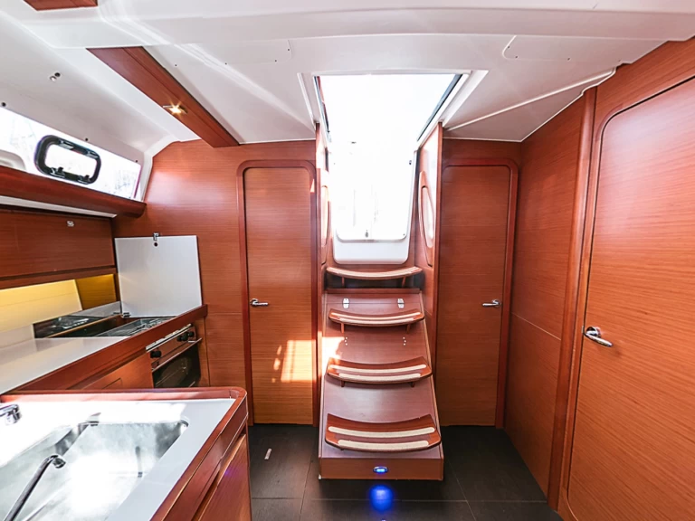 Båtuthyrning Dufour Dufour 412 Grand Large i Olbia på Samboat 