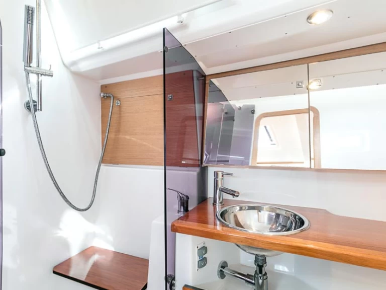 Hyr en Dufour Dufour 412 Grand Large Olbia 