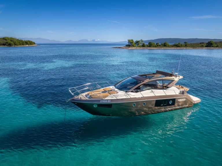 Yacht charter Split  billig M 44 Hard Top