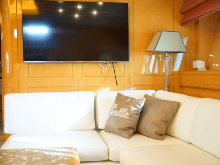 Mangusta The Gorilla charter bareboat eller skeppad i Miami Beach