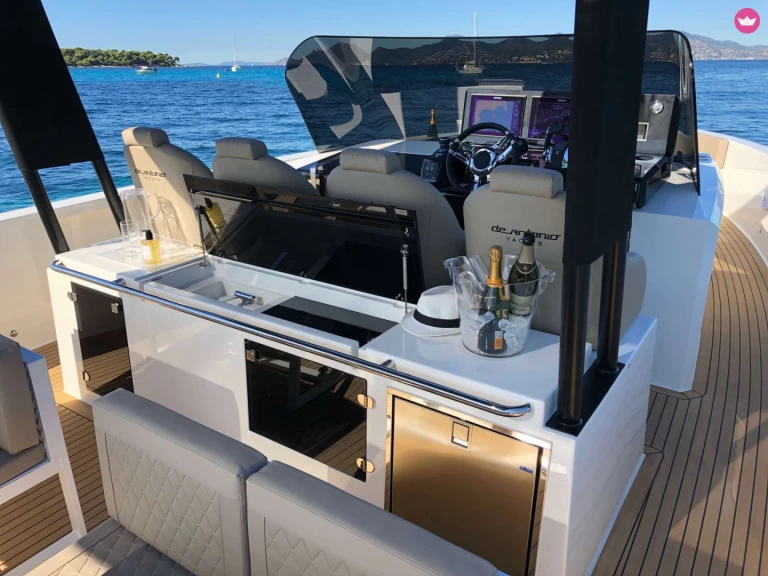 Yacht charter Parikia billig MONTE OLYMPO