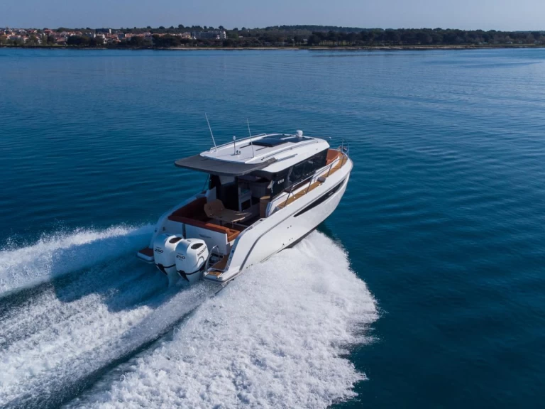 Uthyrning Motorbåt  i Pula  - Kavi Yacht Kavi 9