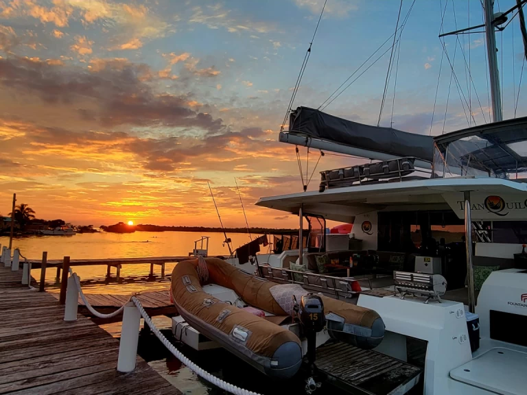 Uthyrning Katamaran  i Belize City - Fountaine Pajot Saona 47