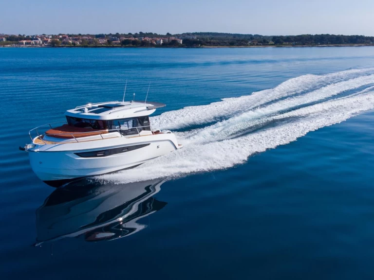 Uthyrning Motorbåt  Kavi Yacht med en båtlicens 