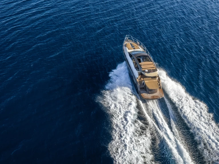 Uthyrning Kaštel Gomilica - Cranchi Cranchi M44 HT av Samboat 