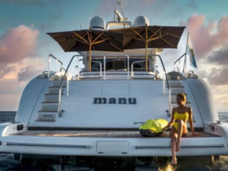 Lyx yacht för uthyrning Portofino till det bästa priset 