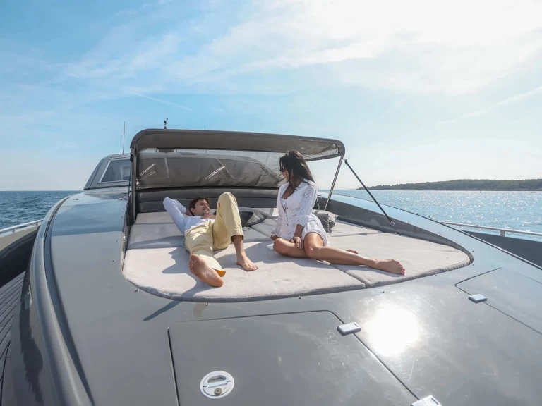 Yacht charter Saint-Tropez billig A4