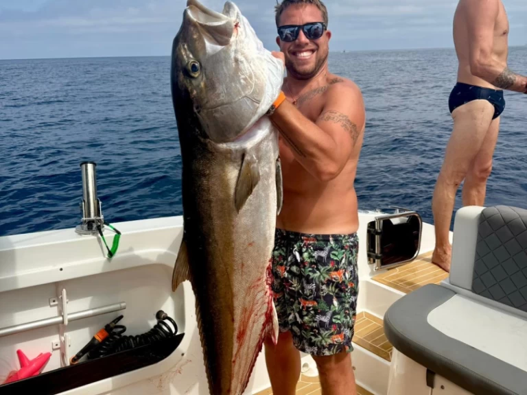 Motorbåt  för uthyrning Marina di Portisco till det bästa priset 