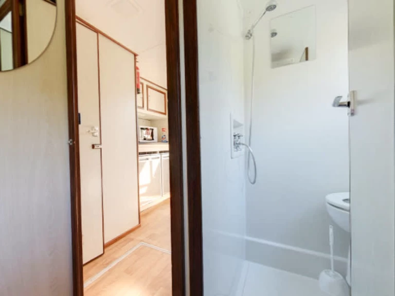 Yacht charter Saint-Jean-de-Losne billig Continentale