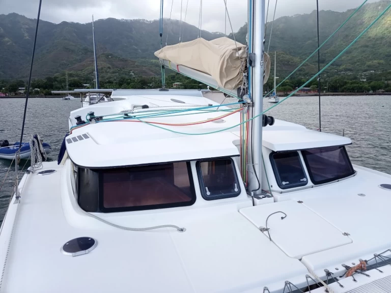 Yacht charter Baie Taiohae billig Mahe 36 Evolution