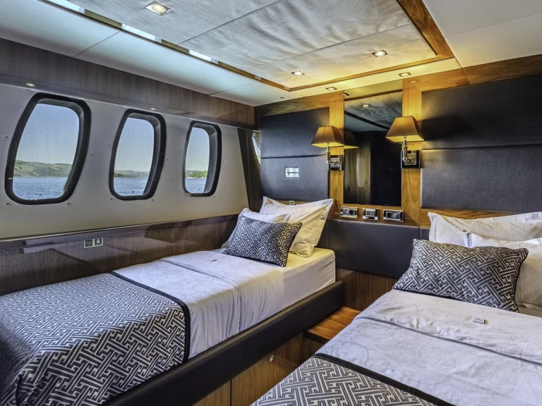 Uthyrning Trogir  - Sunseeker Sunseeker Yacht 34M av Samboat 