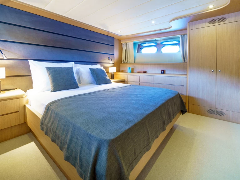 Båtuthyrning  Motoryacht P i Split  på Samboat 