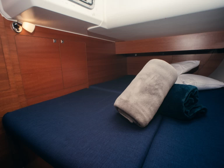 Hyra Segelbåt  med eller utan skeppare Dufour Olbia 