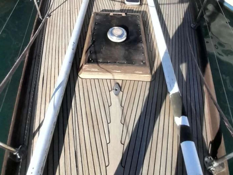 Yacht charter Genova billig First 42